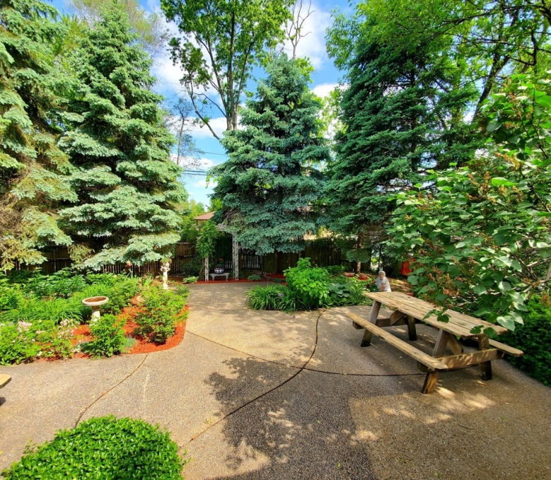 Spring Forest Deli and Catering Willow Springs Illinois Event Venue Rental Location for Wedding Baby Shower Bridal Birthday Reunion Graduation Celebration garden pavilion landscaping yard